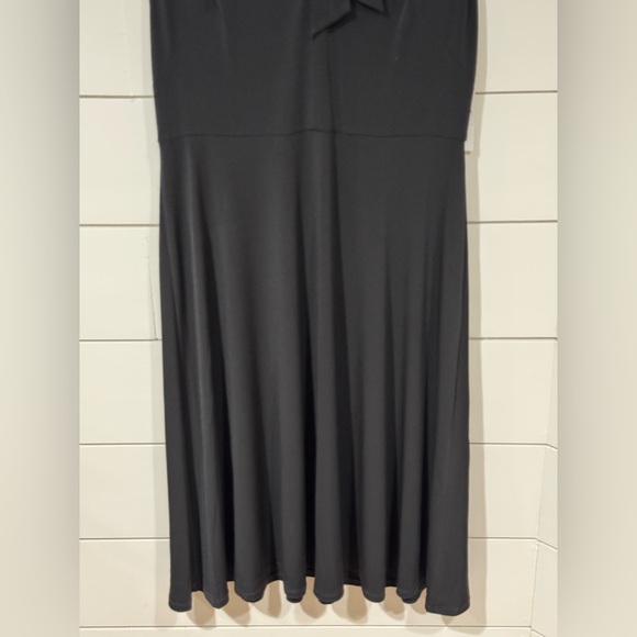 NEW Maggy London Black Neck Tie V-Neck Sleeveless Dress Size 12 - Picture 4 of 9